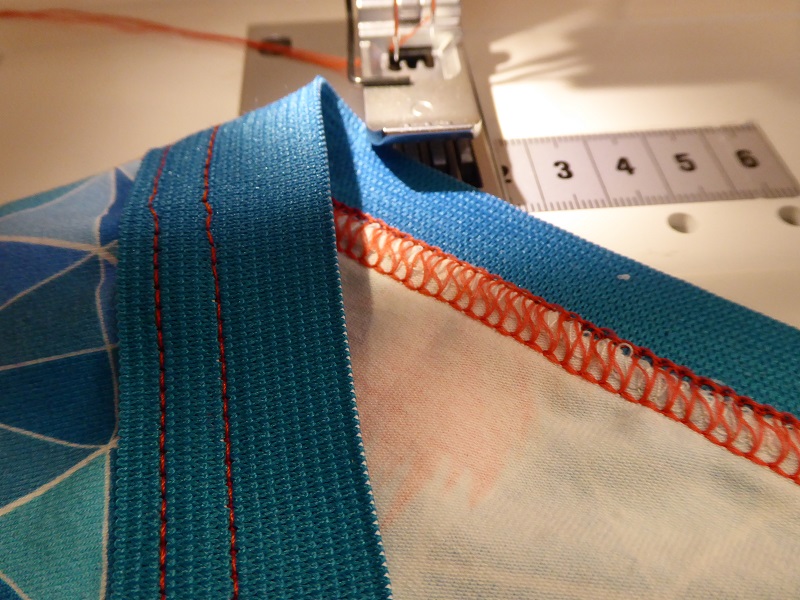 2cm_wide_elastic_with_2_needle_wide.jpg 2cm_wide_elastic_with_2_needle_wide.jpg